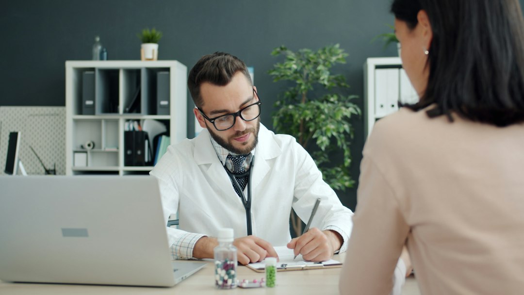 Horlama, uykuda nefes durması ve gündüz uykululuğu için uyku apnesi doktor değerlendirmesi; EPC Hastanesi